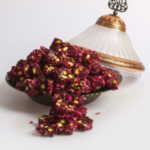 GÜL YAPRAKLI FISTIKLI DUBLE 150 GR